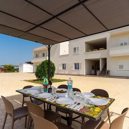 Le Scuderie 7 * Galatone