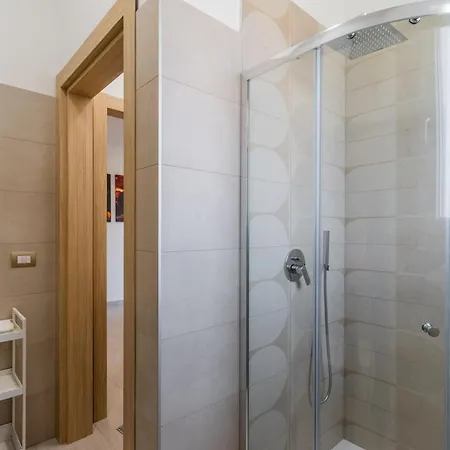 Le Scuderie 7 Apartment *