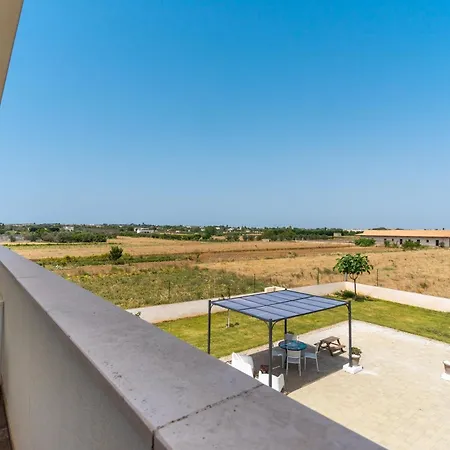 Le Scuderie 7 Apartment